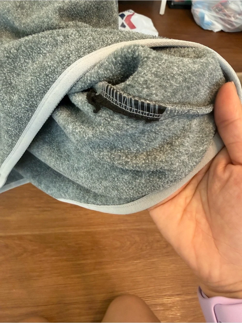 The North Face Men’s Heather Gray Crewneck Fleece Pullover